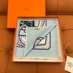 HERMES 25S SCARF 90 IN SILK 718488