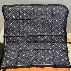 GUCCI 25S SCARF 90 IN SILK 718506