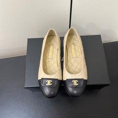 CC BALLET FLAT 25SS IN BEIGE MIX BLACK LAMBSKIN WITH GOLD HARDWARE