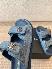 DAD SANDAL IN CLASSIC BLUE DENIM FABRIC MULE