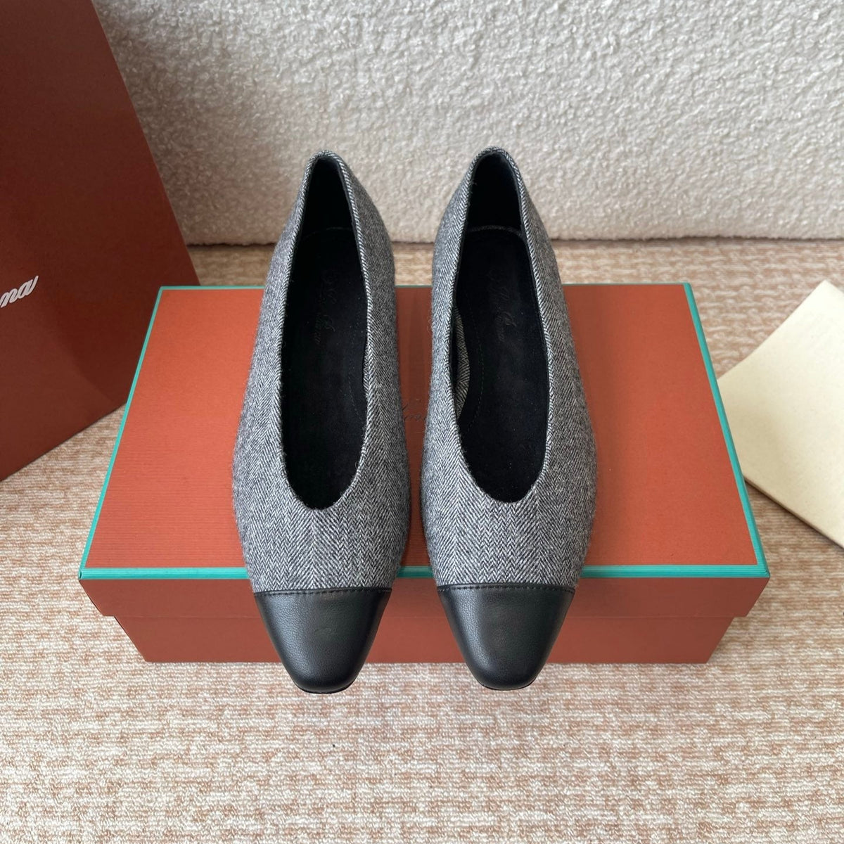 BALLET IN GREY TWEED MIX BLACK LAMBSKIN