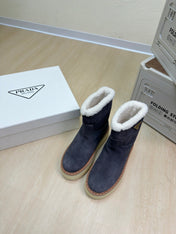 SUEDE BOOTS SLATE GRAY WITH SHEARLING LINING AND RUBBER FLATFORM SOLE