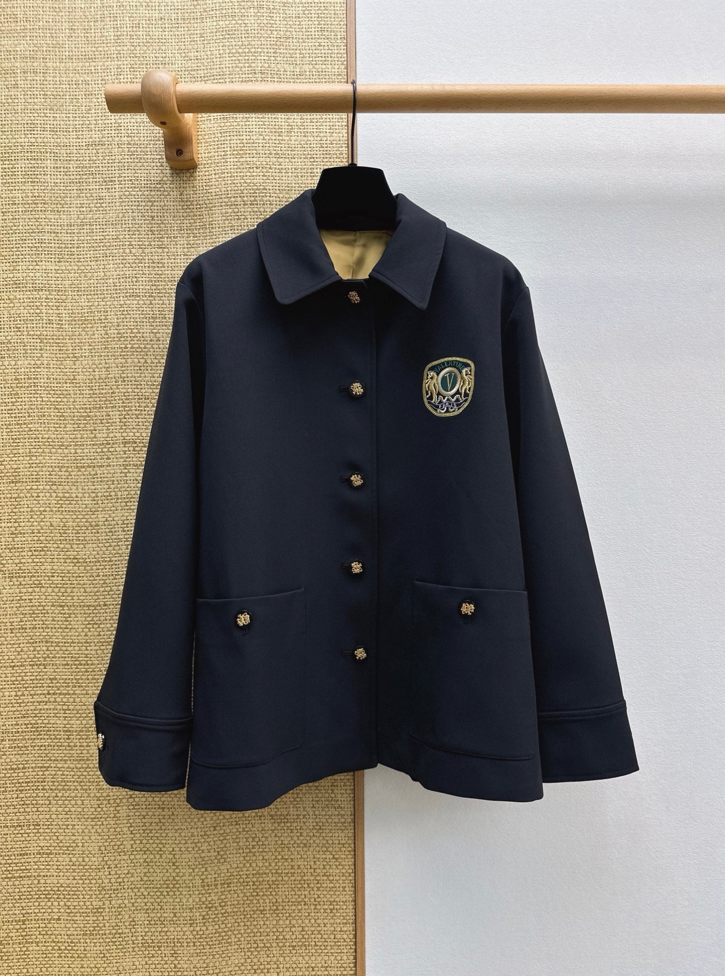 VALENTINO 26S EMBROIDERED BADGE BLAZER STYLE 4