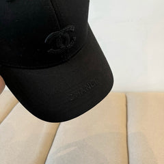 BASEBALL HAT IN FULL BLACK COTTON 672893