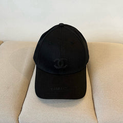 BASEBALL HAT IN FULL BLACK COTTON 672893