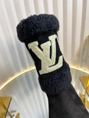 SNOWDROP FLAT ANKLE BOOTS IN BLACK SUEDE