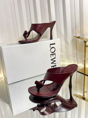 LOEWE 26S HEELED THONG SANDALS 90 MM IN DARK RED CALFSKIN