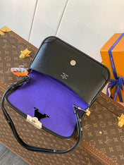 BUCI BAG 24 IN BLACK EPI GRAIN COWHIDE