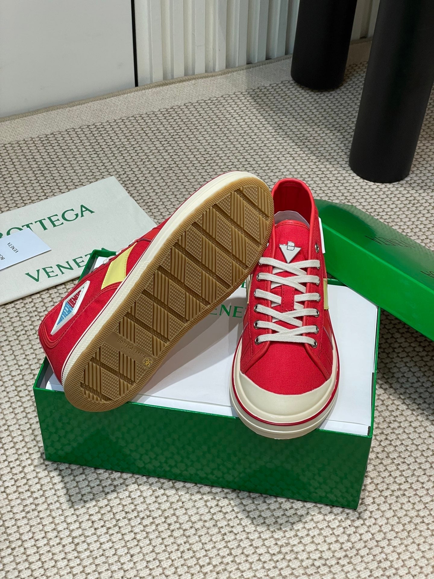 ELIOT SNEAKER IN CHERRY RED CANVAS AND CALFSKIN