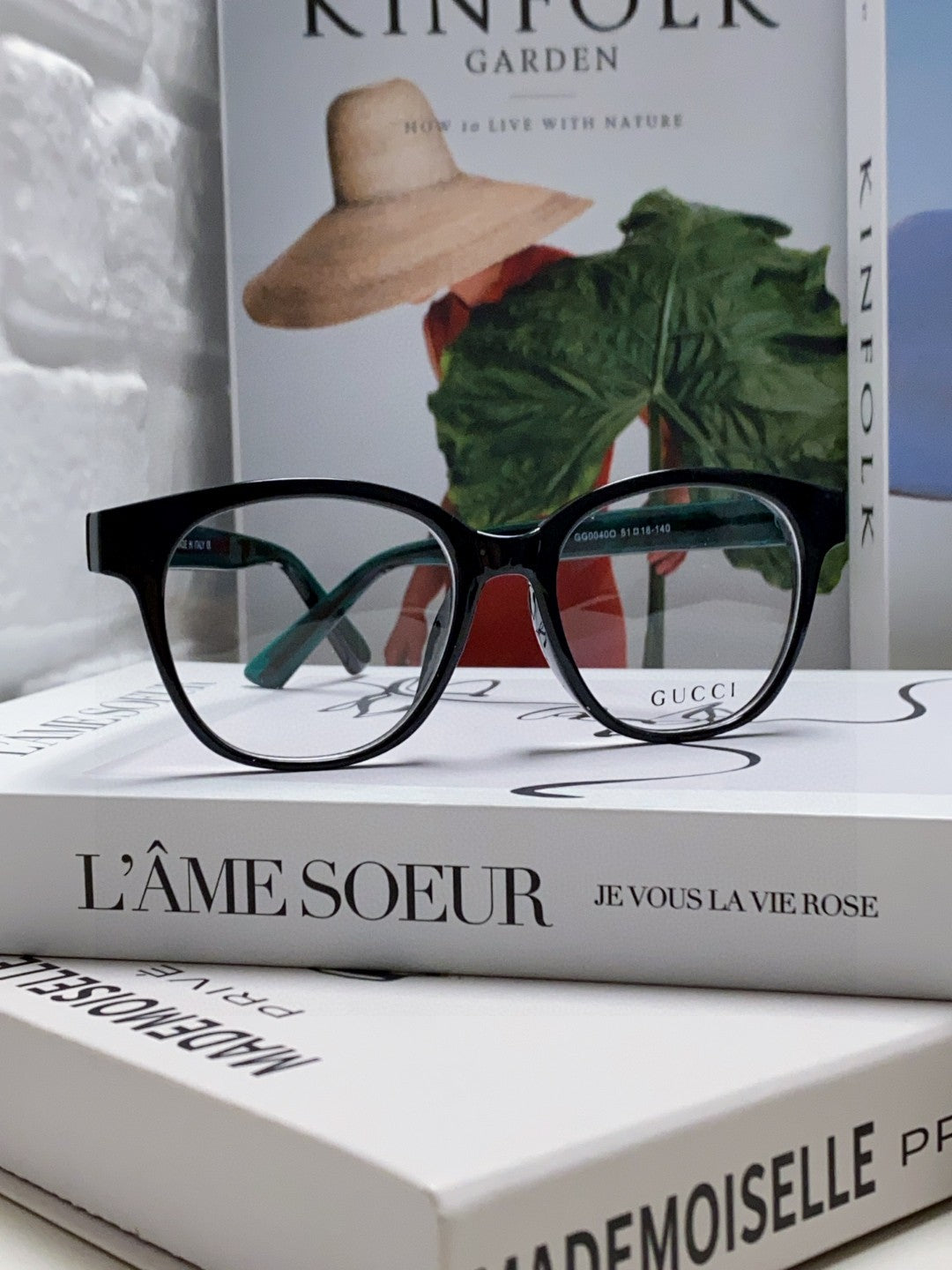 BUTTERFLY FRAME SUNGLASSES 570220 IN ACETATE