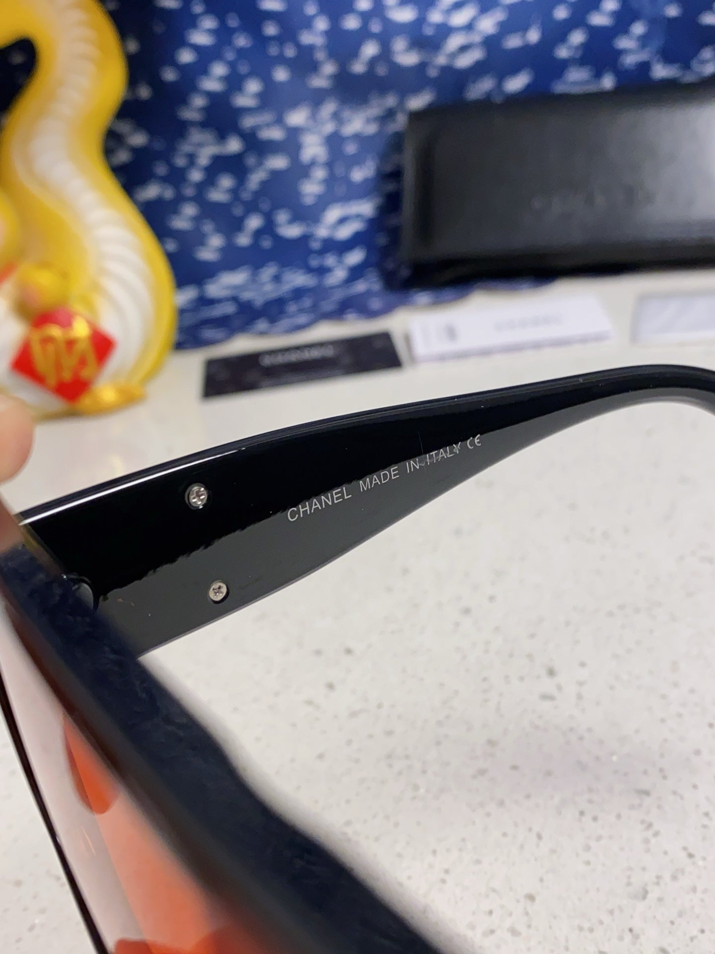 SQUARE SUNGLASSES CH5495 IN BLACK ACETATE ORANGE SMOKE LENSES