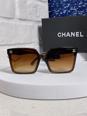 SQUARE SUNGLASSES 641810 IN BROWN ACETATE GOLD CHAIN