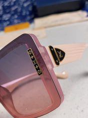 SQUARE SUNGLASSES 571653 IN PINK CLEAR ACETATE
