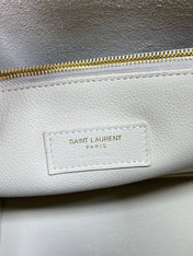 LE 5 À 7 LARGE SUPPLE BAG 31 IN WHITE CALFSKIN