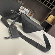 PRA TRIANGLE 27 SHOULDER BAG IN BLACK CALFSKIN WITH STRAP