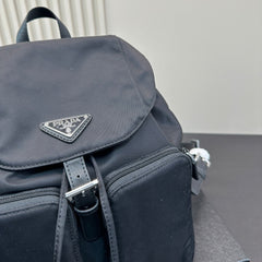 DOUBLE FRONT ZIP POCKET BACKPACK 31 IN BLACK RE-NYLON