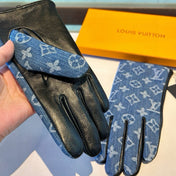 GLOVES IN ELECTRIC BLUE MONOGRAM DENIM AND BLACK LAMBSKIN 460110