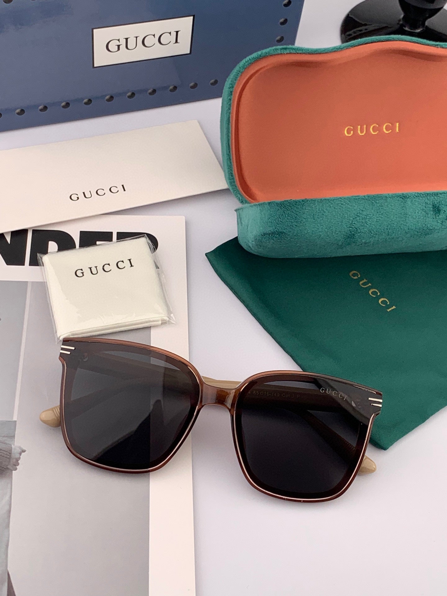 SQUARE FRAME SUNGLASSES G07711 IN ACETATE