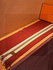 GUCCI 25S SCARF 180 IN CASHMERE 711251