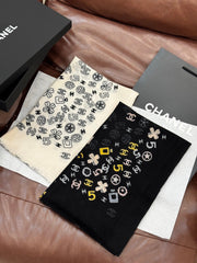 CHANEL 25S SCARF 200 IN CASHMERE 727296