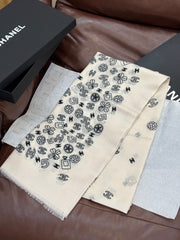 CHANEL 25S SCARF 200 IN CASHMERE 727296