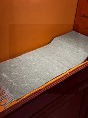 LV SCARF 180 CM IN CASHMERE 730571