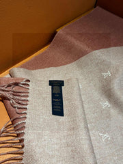 LV SCARF 180 CM IN CASHMERE 730572