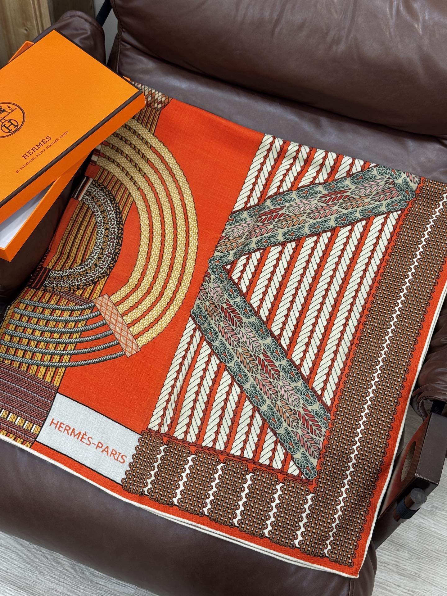 HERMES 25S SCARF 140 IN SILK TWILL 733918