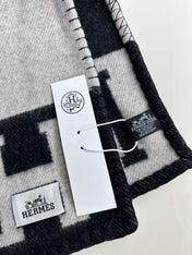 AVALON THROW BLANKET 170 CM IN BLACK CASHMERE 294472
