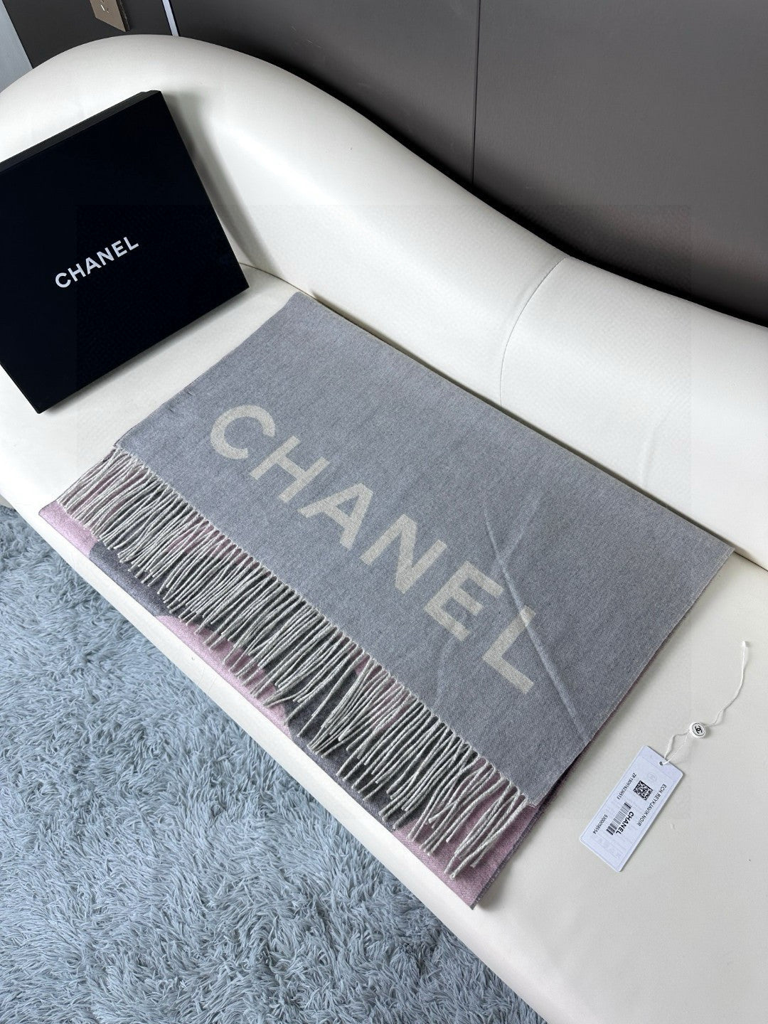 CHANEL 25S SCARF 180 IN CASHMERE 724826
