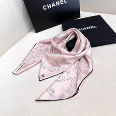 CHANEL 25S SCARF 90 IN SILK 730644