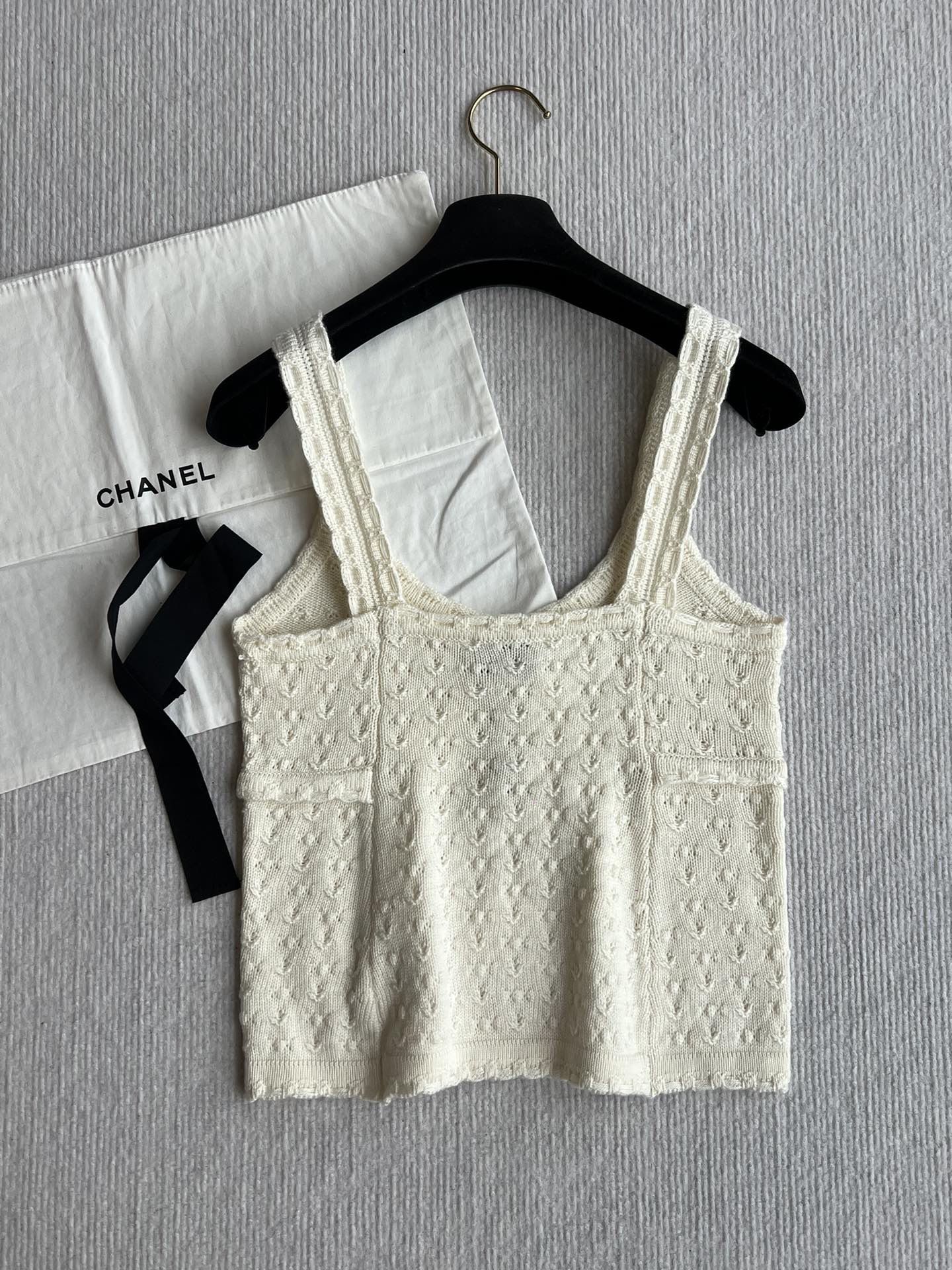 Chanel 25P Camisole Beige Cashmere 220192