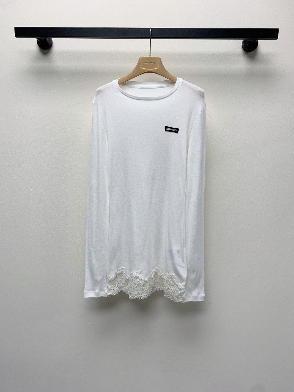 MIUMIU LIGHTWEIGHT BREATHABLE LACE TEE 268130