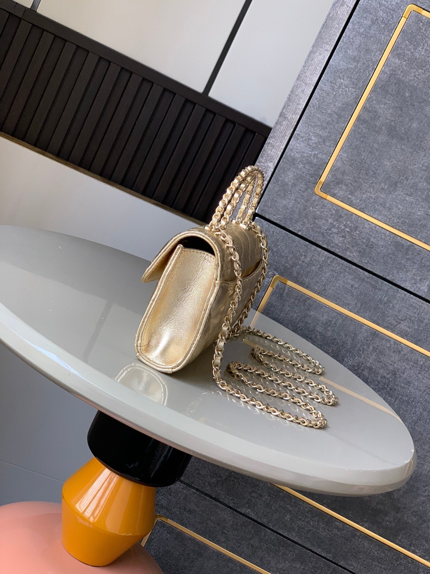 CHANEL 25S KELLY BAG 18 IN GOLD METALLIC LAMBSKIN WITH GOLD HARDWARE