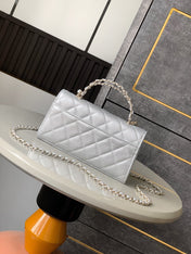 CHANEL 25S KELLY BAG 18 IN SILVER CAVIAR LEATHER WITH GOLD HARDWARE STYLE 2