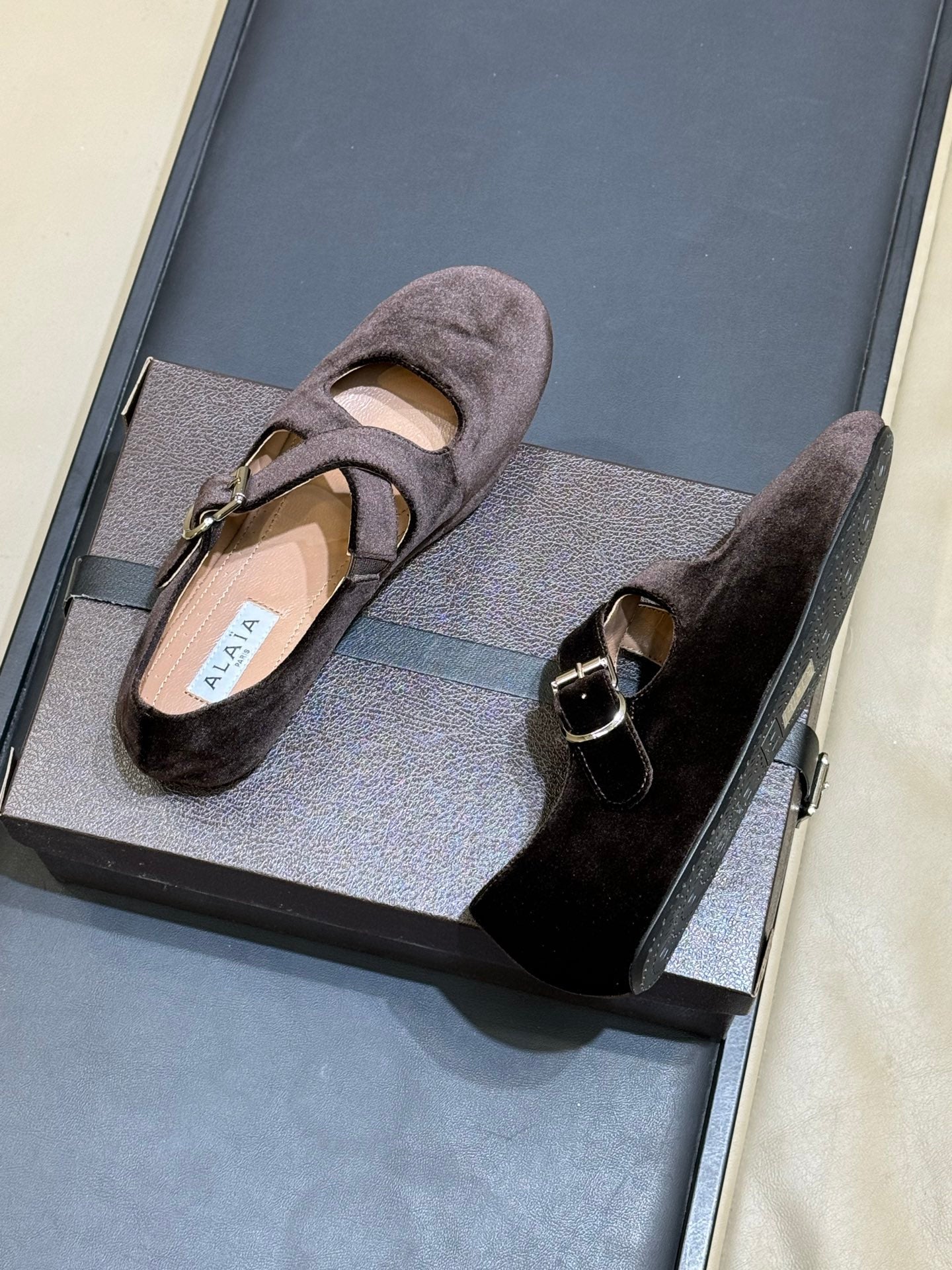 ALAIA 26S MARY JANE BALLET FLATS IN DARK BROWN VELVET