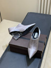 ALAIA 26S TRANSPARENT HIGH HEELS IN LAVENDER GRAY SATIN