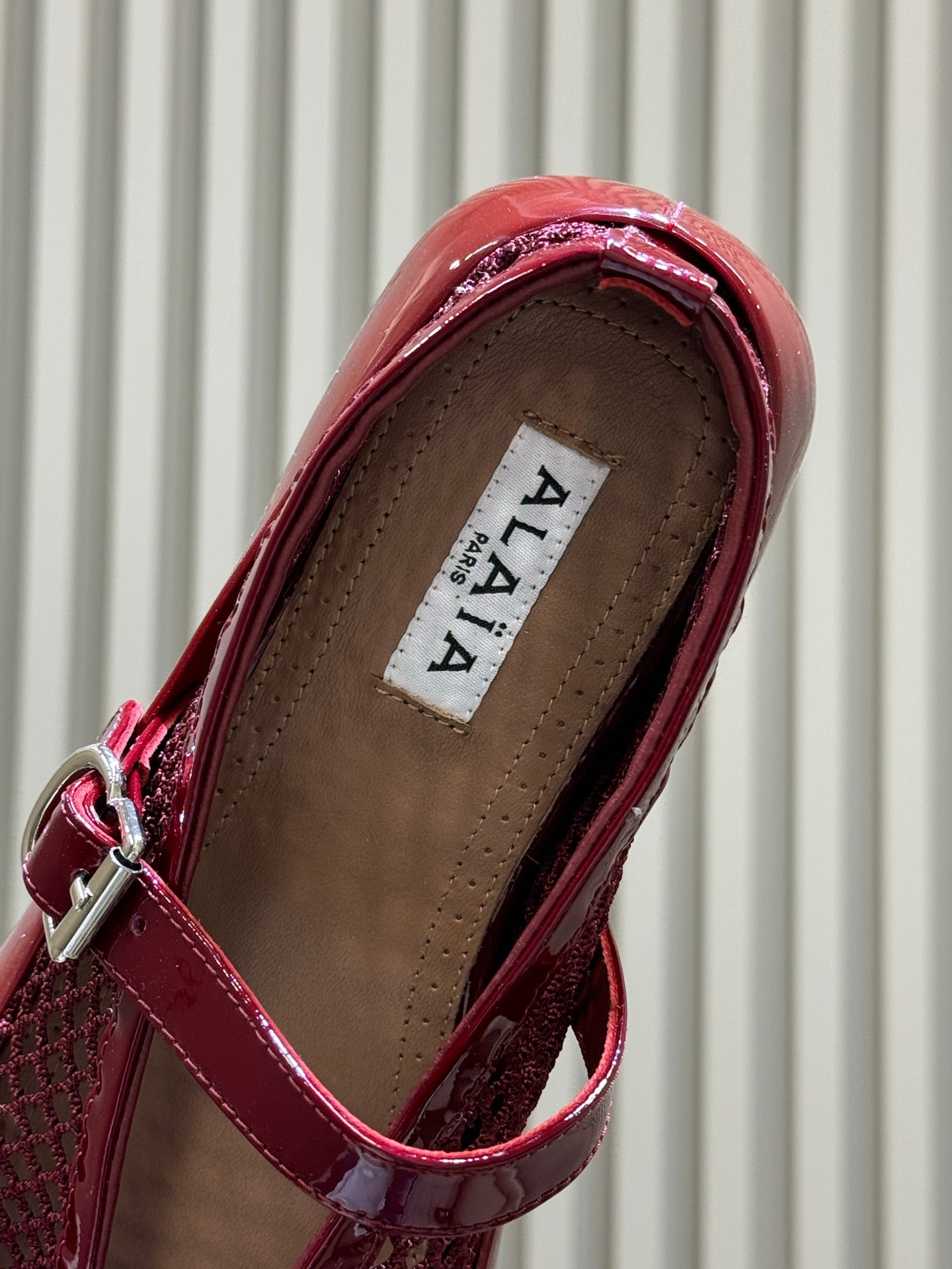 ALAIA 26S MARY JANE BALLET FLATS IN RED MESH AND GLOSSY CALFSKIN