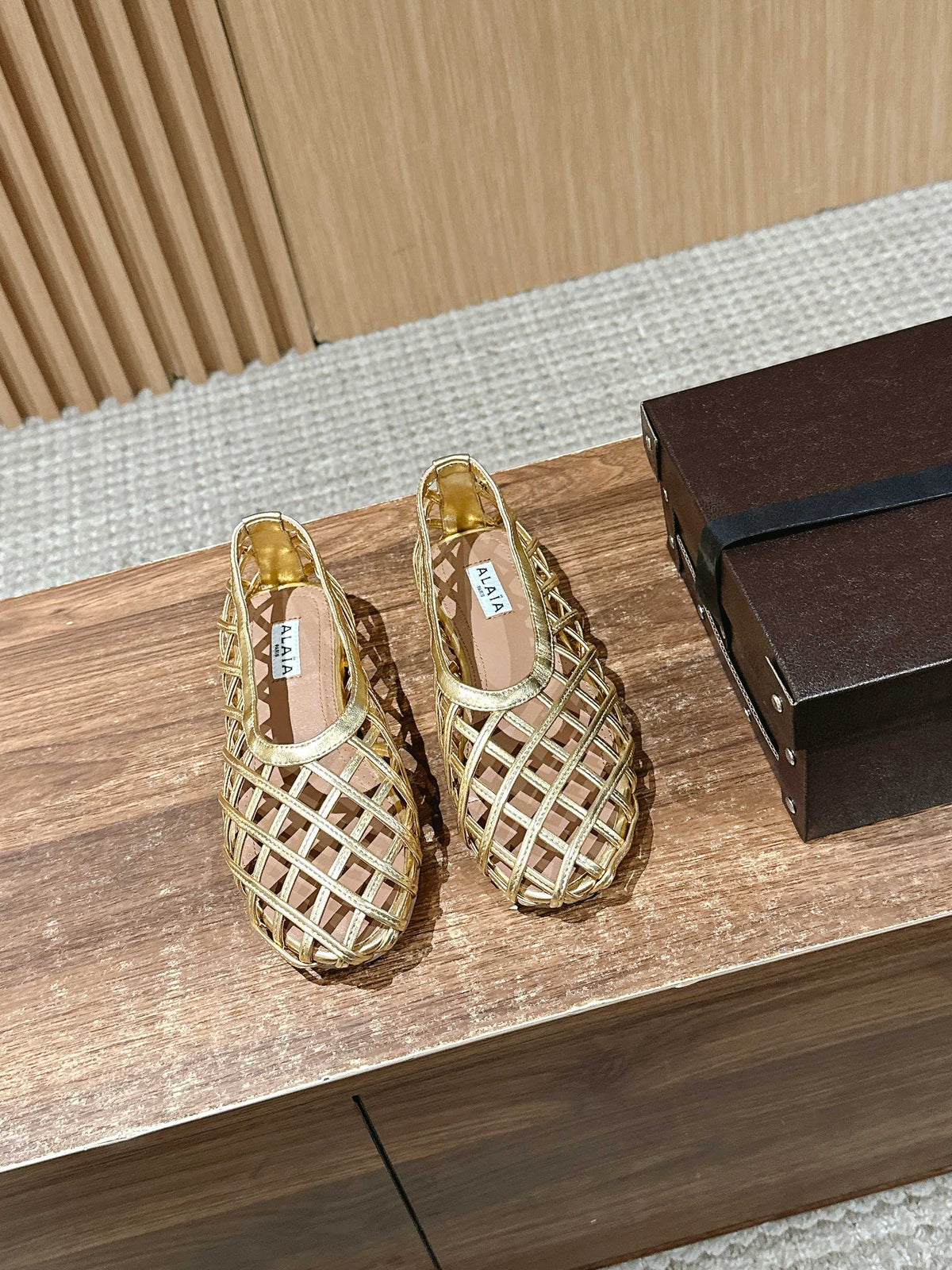 ALAIA MESH BALLET FLATS 25S IN GOLD LAMBSKIN