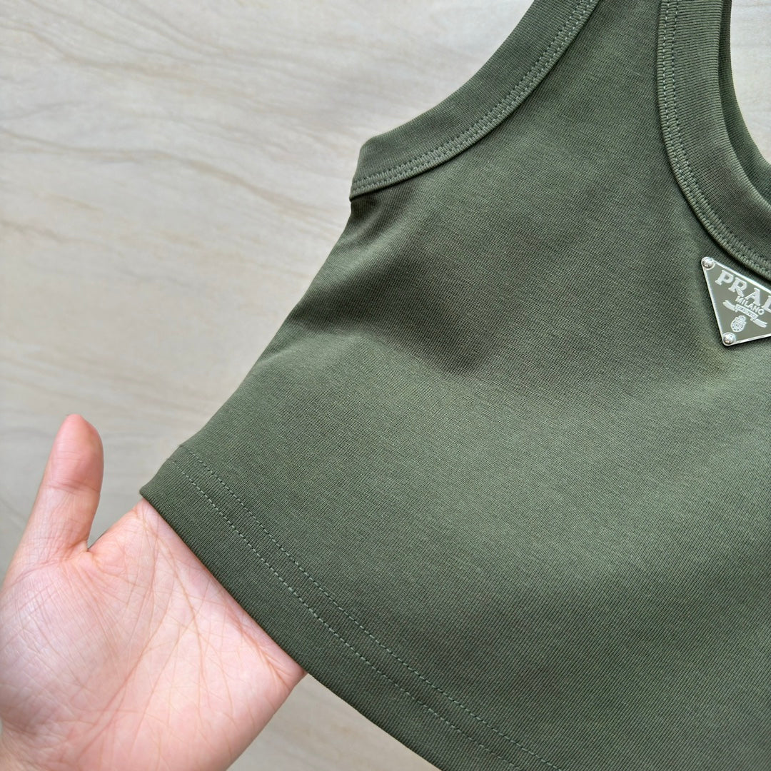 PRADA 26S CREW NECK TANK TOP 656