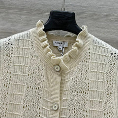 CHANEL SLEEVELESS TOP STYLE 72