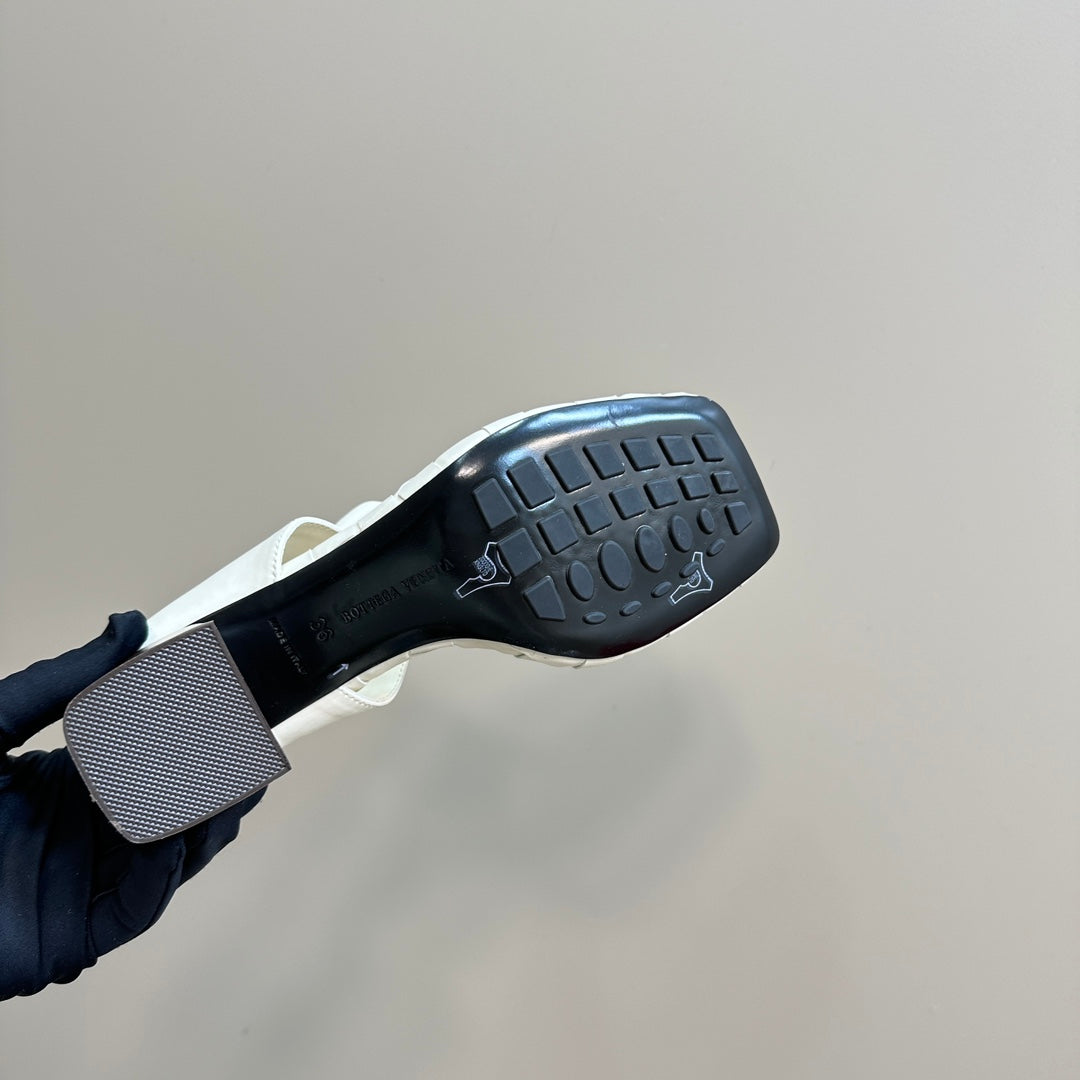 MARELLA THONG IN WHITE CREAM LEATHER WITH SIGNATURE INTRECCIATO INSOLE 55 MM