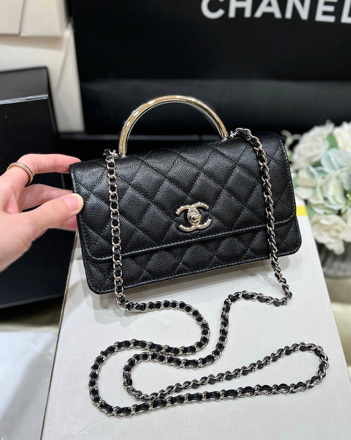 FLAP BAG WITH SILVER-TONE HANDLE 18 IN BLACK LAMBSKIN