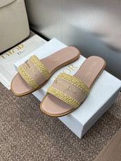 DIOR 25S D-LANE SLIDE NUDE CALFSKIN AND YELLOW BRAIDED RAFFIA
