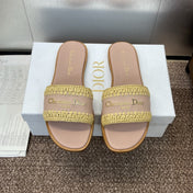 DIOR 25S D-LANE SLIDE NUDE CALFSKIN AND YELLOW BRAIDED RAFFIA