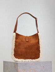 LE 5 À 7 SMALL SUPPLE 23 IN AMBER ORANGE SUEDE AND WHITE LAMB FUR TRIM