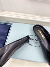 MULES SQUARE TOE IN BLACK SMOOTH LAMBSKIN