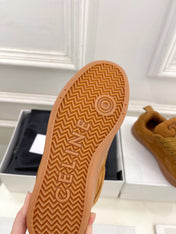 HUNTINGTON LOW LACE-UP SNEAKER IN PERU BROWN SUEDE AND MESH