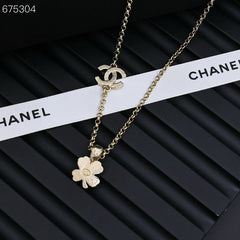 PENDANT NECKLACE FULL DIAMOND FOUR-LEAF CLOVER DOUBLE C IN GOLD