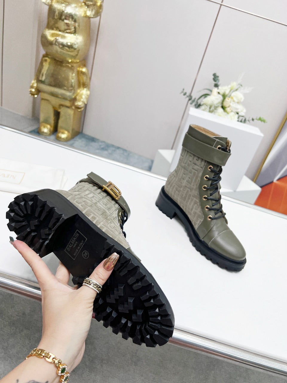 BALMAIN 26S BOOTS IN MOSS GREEN CALFSKIN AND SUEDE